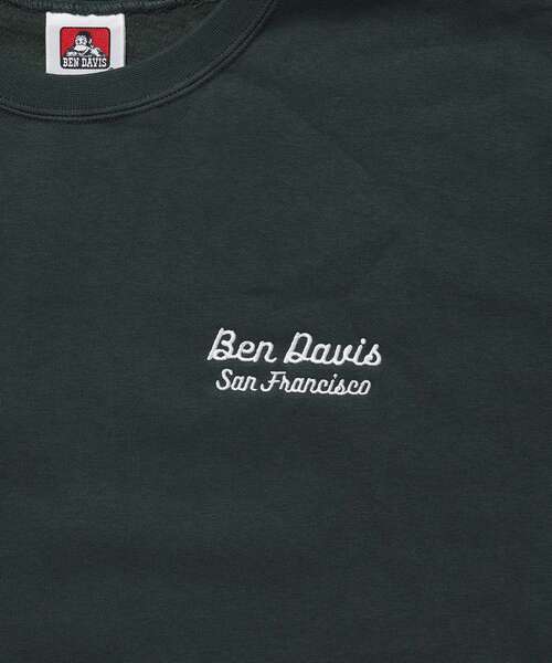 BEN DAVIS(ベンデイビス)の「【BEN DAVIS(ベンデイビス)】Graphic Sweatshirt / スウェット クルーネック グラフィック 裏起毛 ユニセックス(スウェット・メンズ・ブラック/グレー/ダークグリーン・LARGE/MEDIUM/X-LARGE)」の21枚目の写真