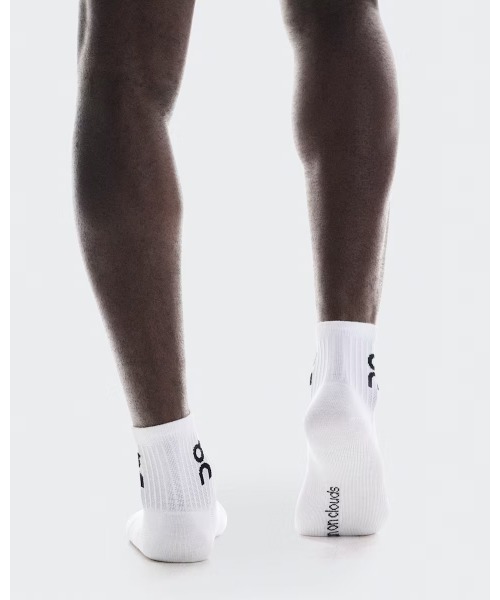 On(オン)の「On/オン Logo Sock Mid 3P(ソックス/靴下・メンズ・ブラック/グレー/ホワイト・M/S)」の9枚目の写真