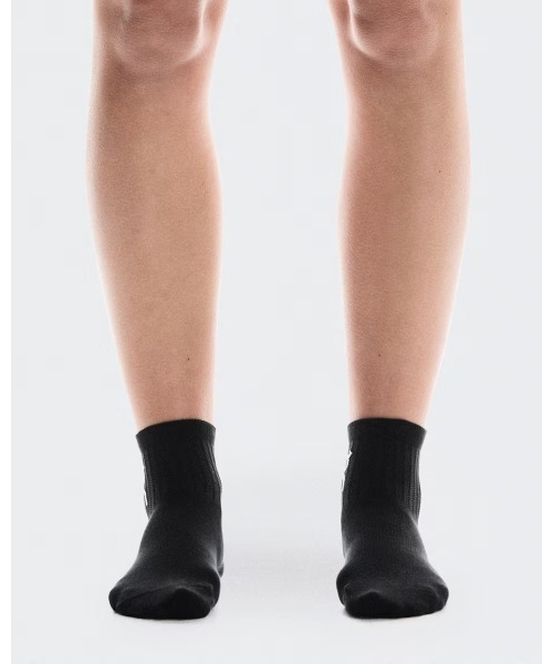 On(オン)の「On/オン Logo Sock Mid 3P(ソックス/靴下・メンズ・ブラック/グレー/ホワイト・M/S)」の11枚目の写真