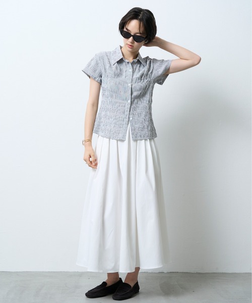 NUJOH(ヌゾ)の「Shirring Stripe Slim Shirt / シャーリングストライプスリムシャツ(シャツ/ブラウス・レディース・ブラック/ライトブルー・FREE)」の14枚目の写真