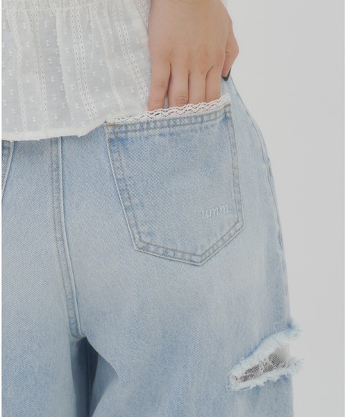 DISCOAT(ディスコート)の「【umm.】サイドカットオフレースデニムワイドパンツ(デニムパンツ・レディース・サックスブルー・LARGE/MEDIUM/SMALL)」の4枚目の写真
