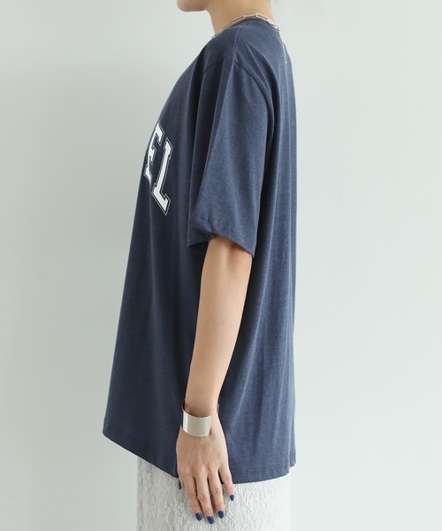STYLE DELI(スタイルデリ)の「質感加工ロゴTシャツ/GABRIEL(Tシャツ/カットソー・レディース・チャコール/ネイビー/ホワイト・FREE)」の11枚目の写真