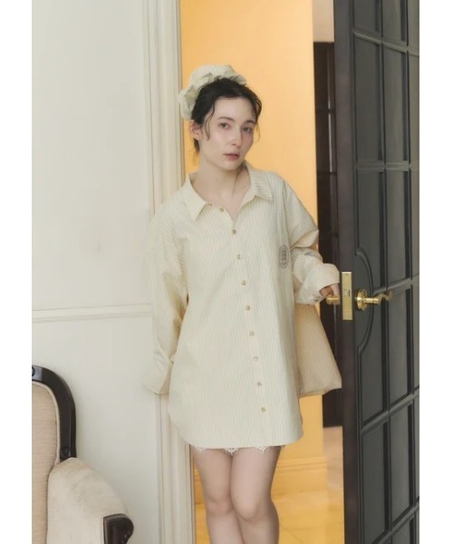 NOTREemor(ノートルエモア)の「【unisex】emor logo shirt × chouchou(シャツ/ブラウス・レディース・ブルー/クリーム・FREE)」の11枚目の写真