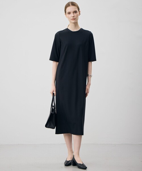ICB(アイシービー)の「マットスキューバテレコ ストレートワンピース(ワンピース・レディース・グレー系・LARGE/X-LARGE)」の2枚目の写真
