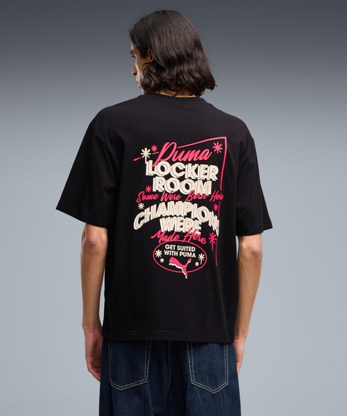 PUMA(プーマ)の「PUMA プーマ メンズ グラフィック チャンピオン ボクシー 半袖 Tシャツ(Tシャツ/カットソー・メンズ・ダークブラウン系/ブラック・SMALL/X-LARGE/XX-LARGE/LARGE/MEDIUM)」の1枚目の写真