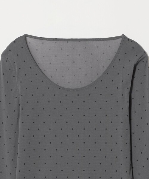 6(ロク)の「<6(ROKU)>ナイロン チュール ラウンドカラー DOT(Tシャツ/カットソー・レディース・ダークグレー・FREE)」の7枚目の写真