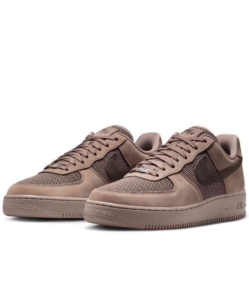 NIKE(ナイキ)の「ナイキ エア フォース 1 '07 LV8 メンズシューズ / Nike Air Force 1 '07 LV8 Men's Shoes II9807-200 Mink Brown(スニーカー・メンズ・ブラウン系その他・27.5/25.5/28/27/26.5/26/30/29.5/29/28.5/25/24.5/24)」の7枚目の写真