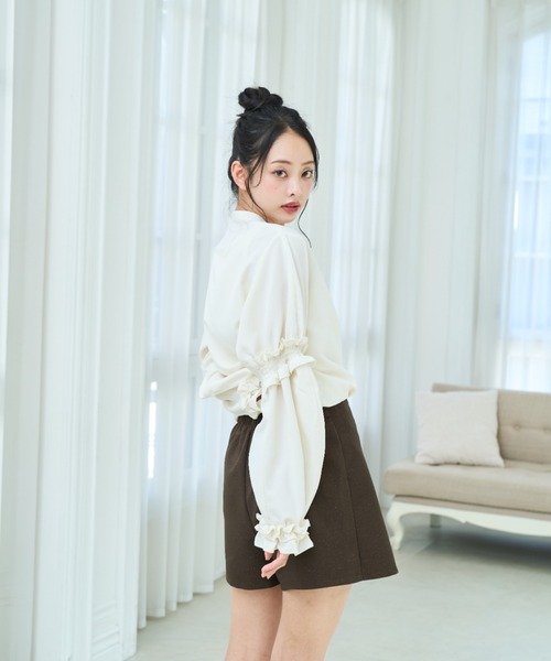 Lallana(ララーナ)の「Ribbon frill volume sleeve blouse/リボンフリルボリュームスリーブブラウス(シャツ/ブラウス・レディース・ライトブルー/アイボリー・FREE)」の13枚目の写真