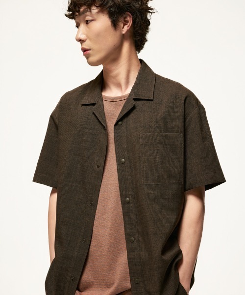 MODE COMMUTER(モードコミューター)の「Short-sleeve open collar woven shirt(シャツ/ブラウス・メンズ・ブラウン・MEDIUM/LARGE)」の9枚目の写真