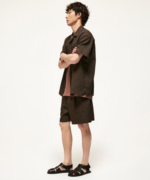 MODE COMMUTER(モードコミューター)の「Short-sleeve open collar woven shirt(シャツ/ブラウス・メンズ・ブラウン・MEDIUM/LARGE)」の3枚目の写真