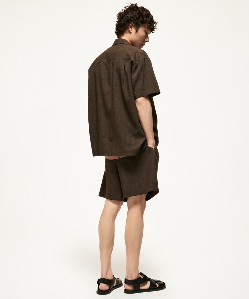 MODE COMMUTER(モードコミューター)の「Short-sleeve open collar woven shirt(シャツ/ブラウス・メンズ・ブラウン・MEDIUM/LARGE)」の4枚目の写真