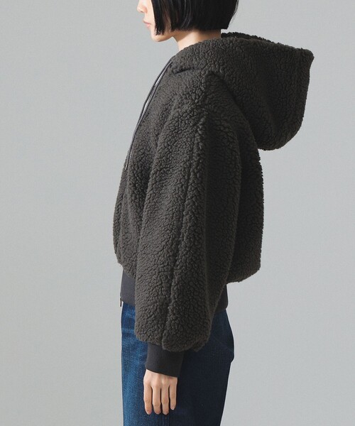 BEAMS BOY(ビームスボーイ)の「maturely / ボア ジップ フーディー(ブルゾン・レディース・ベージュ/チャコールグレー・0/1)」の12枚目の写真