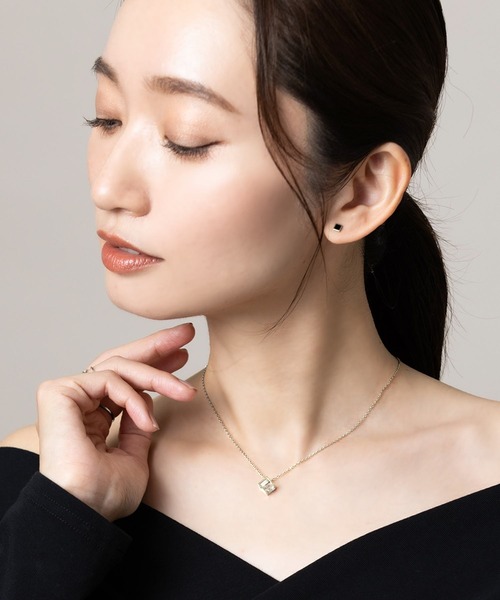 Cream dot.(クリームドット)の「【サージカルステンレス】ブラックカラーの効いたステンレス製ネジロックピアス(ピアス(両耳用)・レディース・シルバー/ゴールド・ONE SIZE)」の6枚目の写真