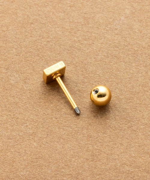 Cream dot.(クリームドット)の「【サージカルステンレス】ブラックカラーの効いたステンレス製ネジロックピアス(ピアス(両耳用)・レディース・シルバー/ゴールド・ONE SIZE)」の10枚目の写真