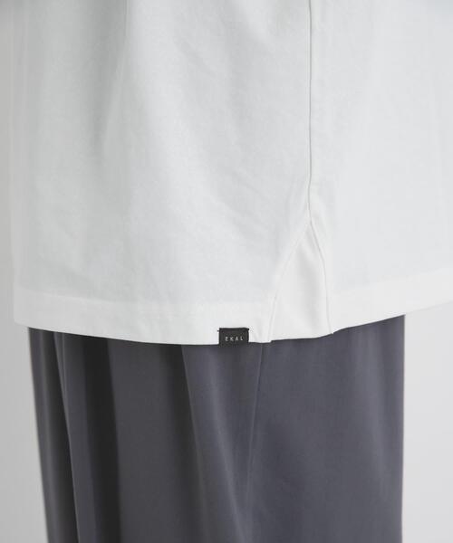 EKAL（エカル）の「『イージーケア』ロゴワッペンTシャツ（Tシャツ/カットソー・メンズ・ベージュ系その他/ホワイト/グリーン・MEDIUM/LARGE）」の12枚目の写真