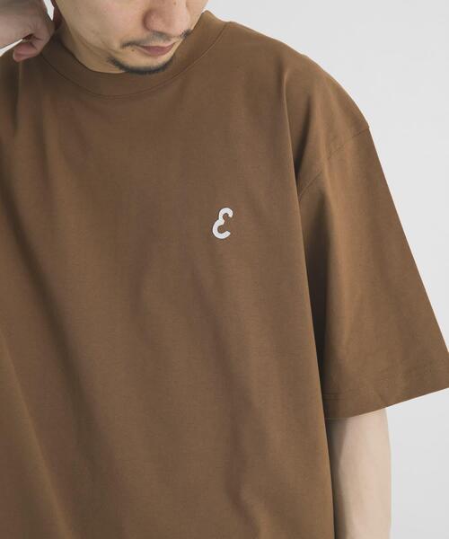 EKAL（エカル）の「『イージーケア』ロゴワッペンTシャツ（Tシャツ/カットソー・メンズ・ベージュ系その他/ホワイト/グリーン・MEDIUM/LARGE）」の19枚目の写真