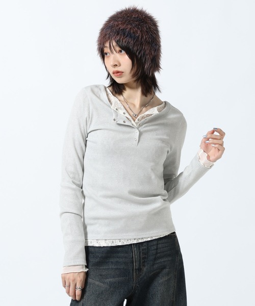 PAGEBOY（ページボーイ）の「ラメカットヘンリー2WAYロングスリーブ（Tシャツ/カットソー・レディース・オフホワイト/シルバー/ブルー・FREE）」の5枚目の写真
