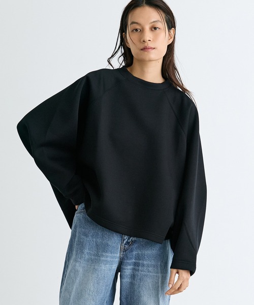 COGTHEBIGSMOKE(コグザビッグスモーク)の「【COGTHEBIGSMOKE/コグザビッグスモーク】OLIVIA TOP/ダンボールプルオーバー(Tシャツ/カットソー・レディース・オフホワイト/ブラック/グレー・1)」の3枚目の写真