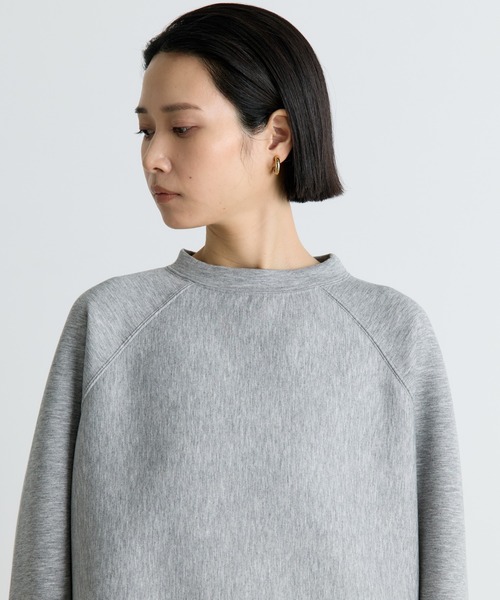 COGTHEBIGSMOKE(コグザビッグスモーク)の「【COGTHEBIGSMOKE/コグザビッグスモーク】OLIVIA TOP/ダンボールプルオーバー(Tシャツ/カットソー・レディース・オフホワイト/ブラック/グレー・1)」の12枚目の写真