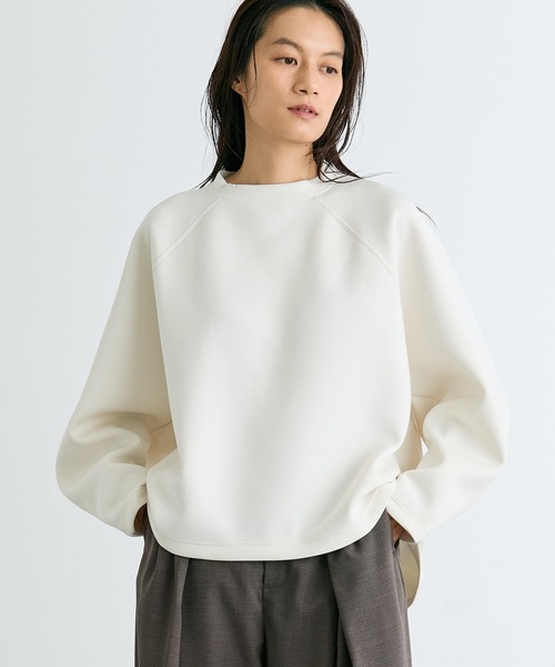 COGTHEBIGSMOKE(コグザビッグスモーク)の「【COGTHEBIGSMOKE/コグザビッグスモーク】OLIVIA TOP/ダンボールプルオーバー(Tシャツ/カットソー・レディース・オフホワイト/ブラック/グレー・1)」の19枚目の写真