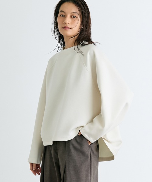 COGTHEBIGSMOKE(コグザビッグスモーク)の「【COGTHEBIGSMOKE/コグザビッグスモーク】OLIVIA TOP/ダンボールプルオーバー(Tシャツ/カットソー・レディース・オフホワイト/ブラック/グレー・1)」の20枚目の写真