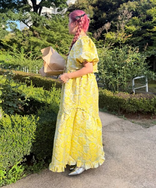 w closet(ダブルクローゼット)の「Am フリルジャガードキャミワンピース(ワンピース・レディース・イエロー/ブラック/ピンク・FREE)」の21枚目の写真