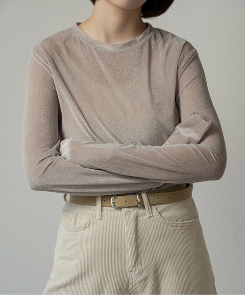 lawgy（ラウジー）の「soft touch lightweight crewneck tops / ソフトタッチライトウェイトクルーネックトップス（Tシャツ/カットソー・レディース・アイボリー/ピンク系/ベージュ系・FREE）」の3枚目の写真