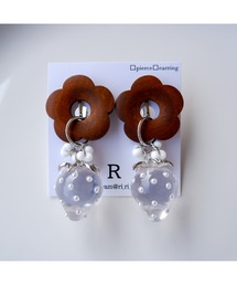 【R】1062　ウッドフラワー×苺ピアス(MA)