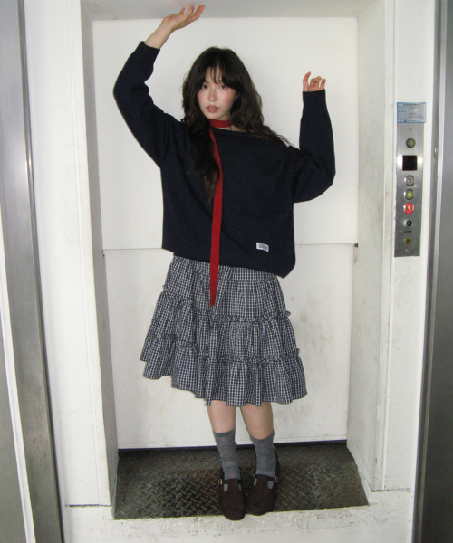 RONRON(ロンロン)の「HEART BUTTON OFF SHOULDER KNIT DARK NAVY(ニット/セーター・レディース・その他・FREE)」の2枚目の写真