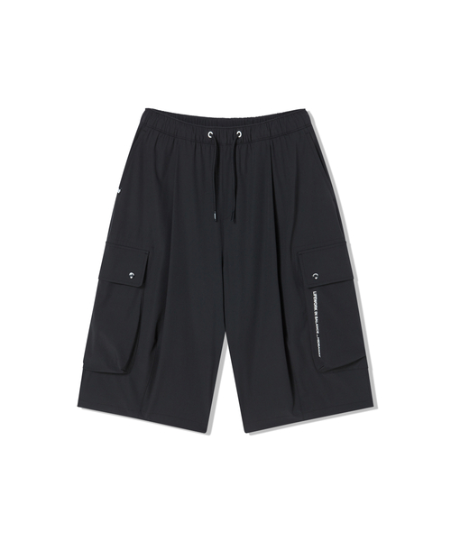 LIFE WORK（ライフワーク）の「レディース ユーティリティバミューダパンツ（その他パンツ・レディース・ライトグレー/ブラック・SMALL/MEDIUM）」の2枚目の写真