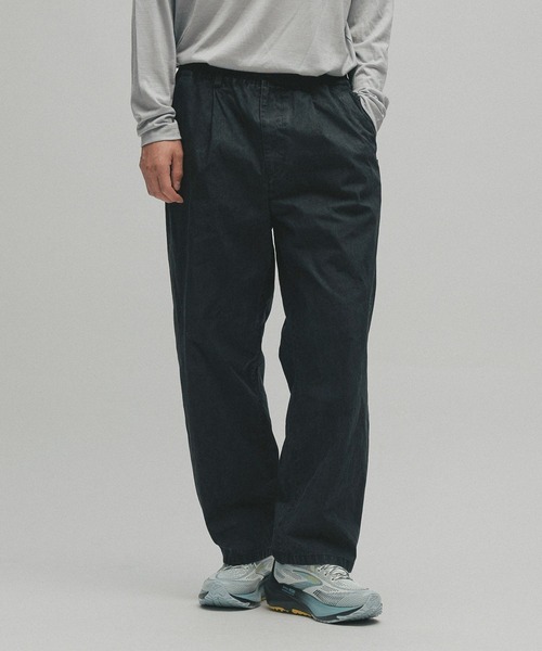 karrimor(カリマー)の「NY denim wide pants(デニムパンツ・レディース・ブラック/インディゴブルー・M/L)」の1枚目の写真