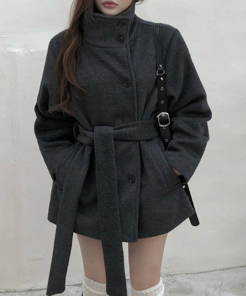 YUGA(ユーガ)の「YUGA_YGMC Korean-style Waist-Ribbon Stand-Neck Half-Coat(ノーカラーコート・レディース・オフホワイト/ベージュ/ダークグレー・FREE)」の16枚目の写真