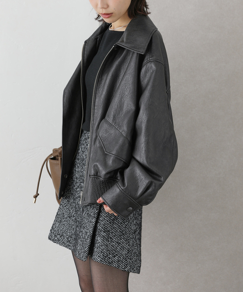 La TOTALITE（ラトータリテ）の「LVIR / ルヴィエール FAUX LEATHER ブルゾン（ブルゾン・レディース・ブラック・FREE）」の16枚目の写真