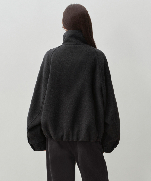 MUSINSA STANDARD WOMAN（ムシンサスタンダードウーマン）の「ウィメンズウールブレンドハイネックブルゾンジャケット[チャコールグレー]（ブルゾン・レディース・その他・MEDIUM/SMALL）」の7枚目の写真