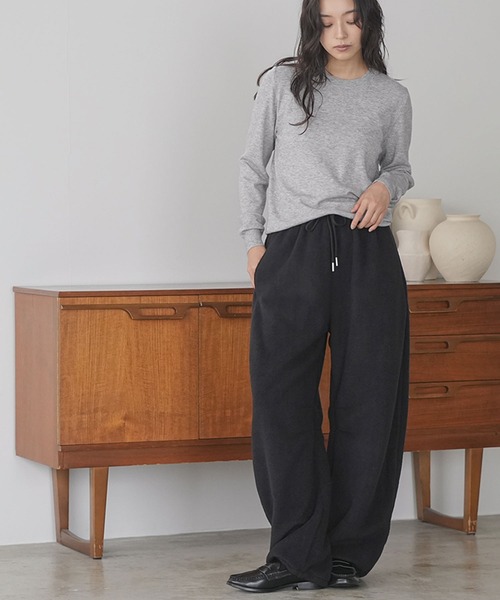 mili an deni(ミリアンデニ)の「あったかボア裾ドロストイージーパンツ/ワイドパンツ(その他パンツ・レディース・アイボリー/ブラック・M)」の5枚目の写真