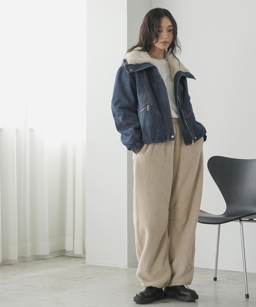 mili an deni(ミリアンデニ)の「あったかボア裾ドロストイージーパンツ/ワイドパンツ(その他パンツ・レディース・アイボリー/ブラック・M)」の14枚目の写真