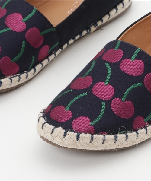 POU DOU DOU（プードゥドゥ）の「ジャガード柄シューズ（パンプス・レディース・ネイビー・3/4）」の6枚目の写真