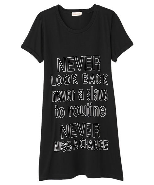 RANAN(ラナン)の「ロング丈プリントゆるTシャツ(Tシャツ/カットソー・レディース・ブラック/カーキ/ブラック系その他/グレー/ホワイト/オフホワイト/チャコールグレー/ホワイト系その他/ホワイト系その他2/ブラック系その他2/ホワイト系その他4/ホワイト系その他3/ブラック系その他4/ブラック系その他3/ホワイト系その他5/ブラック系その他5/グレー系その他2/グレー系その他/ホワイト系その他6/ブラック系その他6・LARGE/MEDIUM/XX-LARGE/X-LARGE)」の10枚目の写真