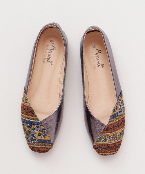 チャイハネ（チャイハネ）の「【チャイハネ】フォークロアシャイニーパンプス フラットシューズ（パンプス・レディース・ブラック系その他/オレンジ系その他・MEDIUM/LARGE）」の4枚目の写真