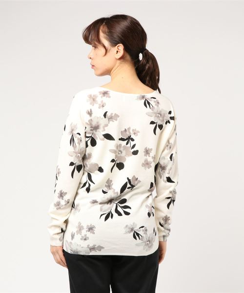 セール】【20190912販売禁止】【洗えるニット】フラワー柄V/N長袖プル