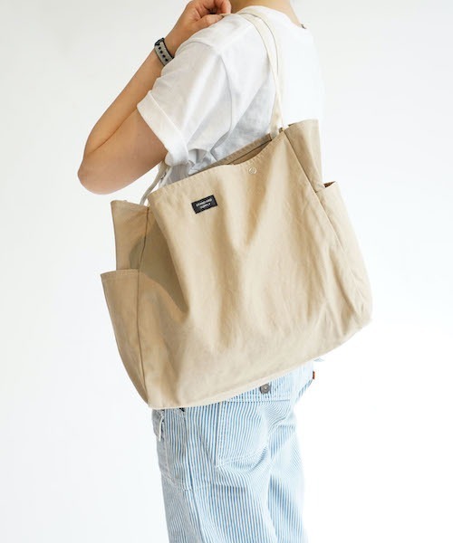 STANDARD SUPPLY（スタンダードサプライ）の「スタンダードサプライ / DAILY デイリー / TOTE M トートM（トートバッグ・レディース・ベージュ/ブラウン/グレー/ライム/イエロー/ダークグレー/ブルーグレー/ライトカーキ/ナチュラル/ライトピンク/ブラック/オリーブ/キャメル・FREE）」の6枚目の写真