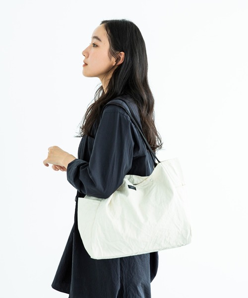 STANDARD SUPPLY（スタンダードサプライ）の「スタンダードサプライ / DAILY デイリー / TOTE M トートM（トートバッグ・レディース・ベージュ/ブラウン/グレー/ライム/イエロー/ダークグレー/ブルーグレー/ライトカーキ/ナチュラル/ライトピンク/ブラック/オリーブ/キャメル・FREE）」の17枚目の写真