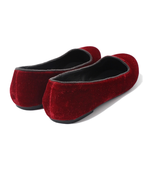 CIAOPANIC(チャオパニック)の「【Ciaopanic】ベルベットフラットシューズ(パンプス・レディース・ブラック/レッド/ベージュ・36/37/38)」の13枚目の写真