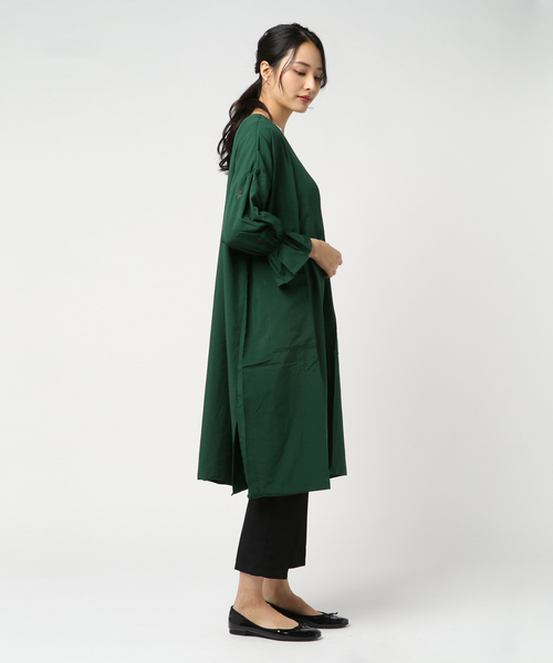 STYLEBLOCK（スタイルブロック）の「ポプリン刺繍入りガウン（カーディガン/ボレロ・レディース・ブラック/グリーン/キャメル/バーガンディー・M）」の5枚目の写真