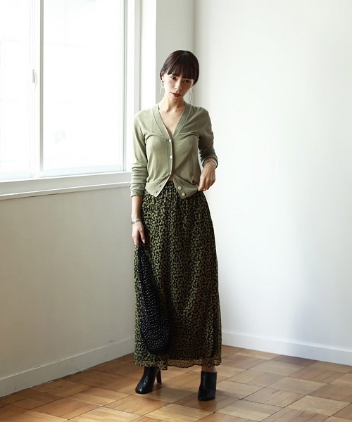 TODAYFUL（トゥデイフル）の「ハイツイストニットカーディガン（カーディガン/ボレロ・レディース・ホワイト/オリーブ/モカ・FREE）」の4枚目の写真