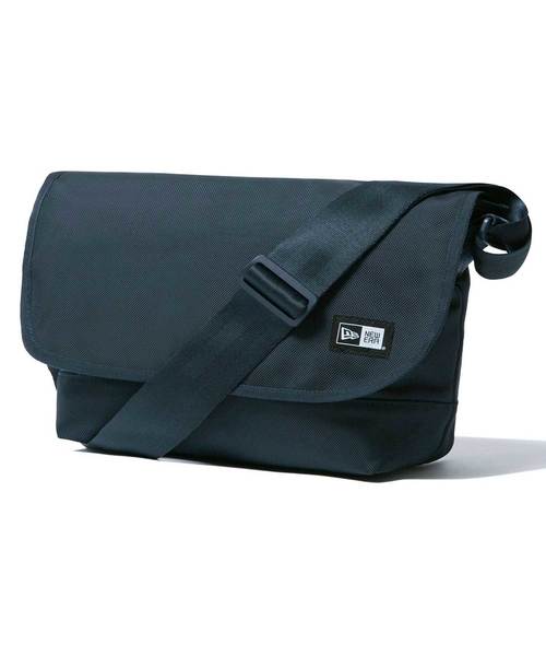 NEW ERA（ニューエラ）の「ニューエラ ショルダーバッグ 9L NEW ERA（ショルダーバッグ・メンズ・レッド/タイガーカモ/ネイビー/ブラック系その他/ブラック系その他2/ヘザーグレー/ブルー/ブラック系その他4/ブラック系その他3/グレー系その他/ブラック×ホワイト/ブラック系その他5/ブラック系/ストーン/ブラック系その他6・FREE/SMALL）」の12枚目の写真