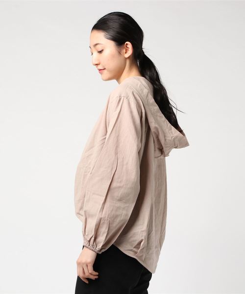 WEGO(ウィゴー)の「WEGO/ルーズフードシャツ(シャツ/ブラウス・レディース・レッド系その他2/ライトベージュ/ベージュ系その他2・FREE)」の4枚目の写真