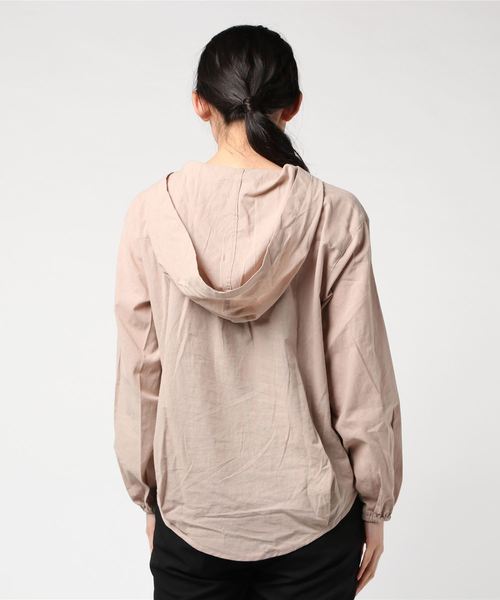 WEGO(ウィゴー)の「WEGO/ルーズフードシャツ(シャツ/ブラウス・レディース・レッド系その他2/ライトベージュ/ベージュ系その他2・FREE)」の5枚目の写真