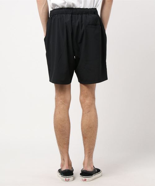 NEW ERA(ニューエラ)の「ショート パンツ NEW ERA HYBRID SHORTS(その他パンツ・メンズ・ブラック・M/L/XL)」の2枚目の写真