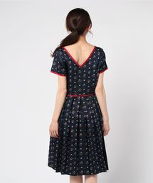 美品★ブルックスブラザーズ　レッドフリーズ　エンブロイダリーノースリーブドレス 42710369_b_02_215.jpg